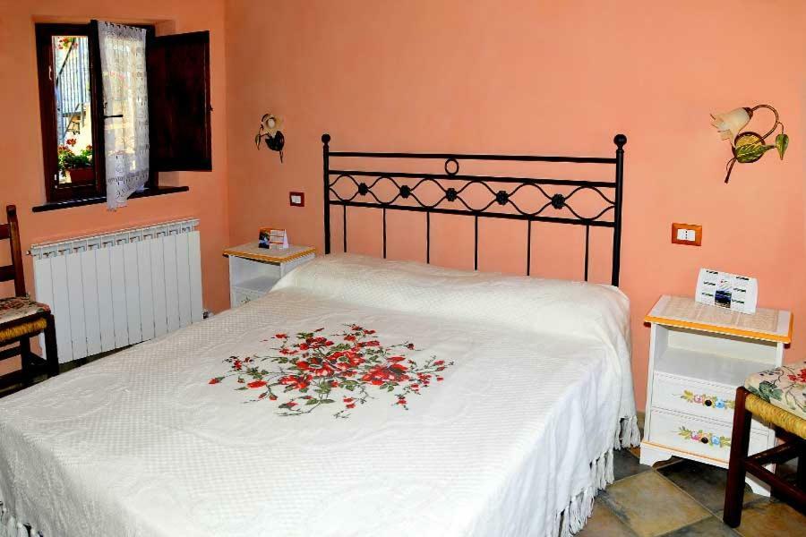 Borgo Delle Panie Bed & Breakfast Careggine Exterior foto